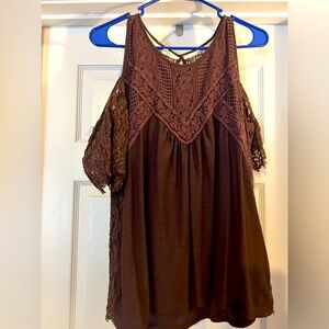 Maurice’s brown lace off the shoulder tank, size large!